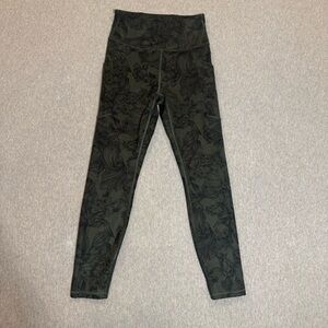 BALANCE COLLECTION BLACK-Green FLORAL Work Out  Leggings Yoga Pants DRY WIK SZ S